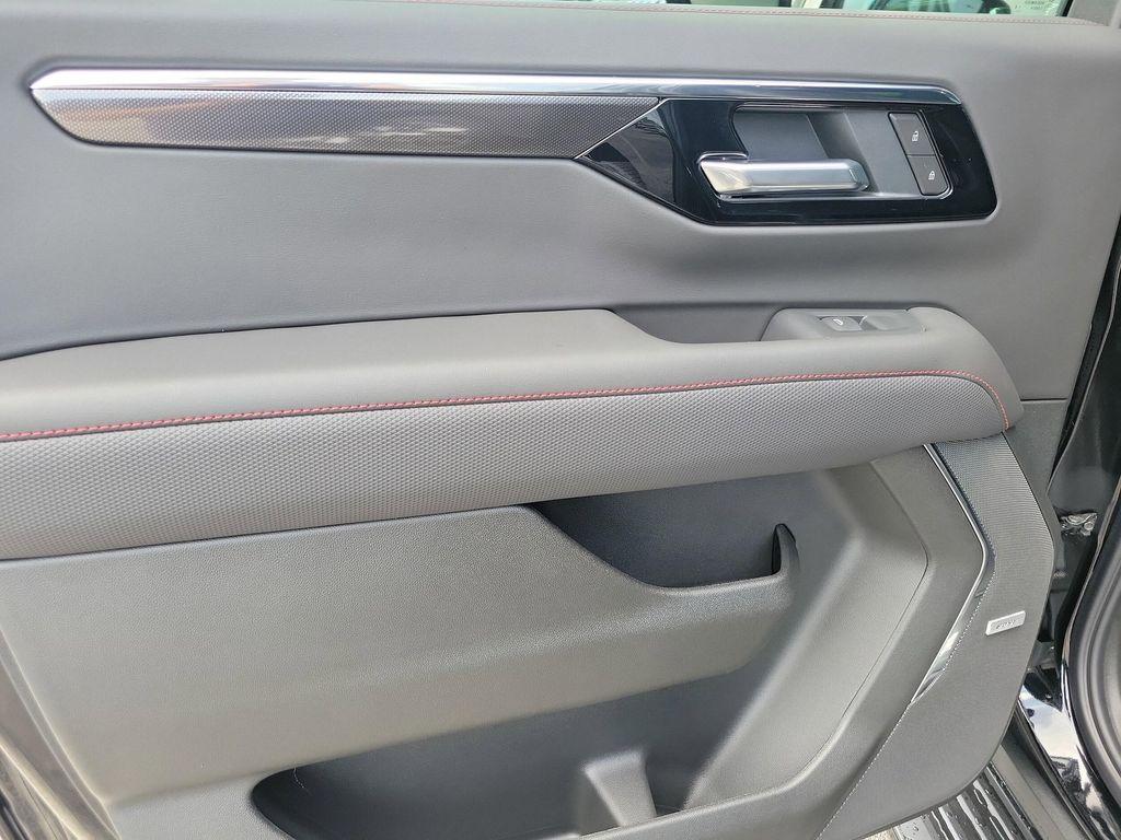 new 2026 Chevrolet Suburban car, priced at $75,386