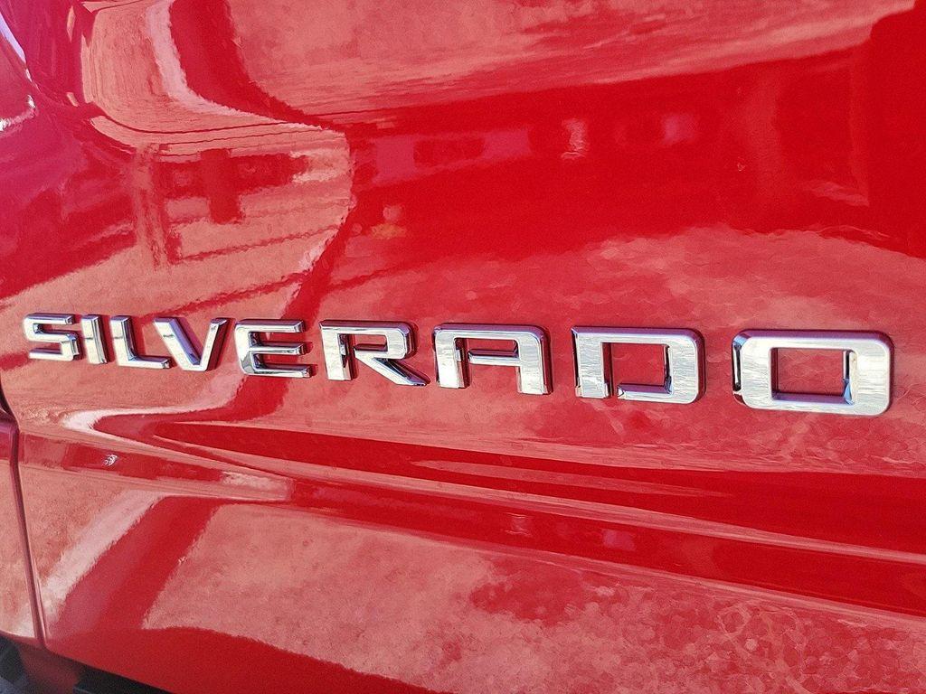 new 2025 Chevrolet Silverado 1500 car, priced at $49,078