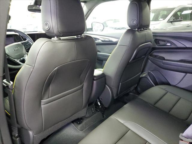new 2025 Chevrolet TrailBlazer car, priced at $27,031