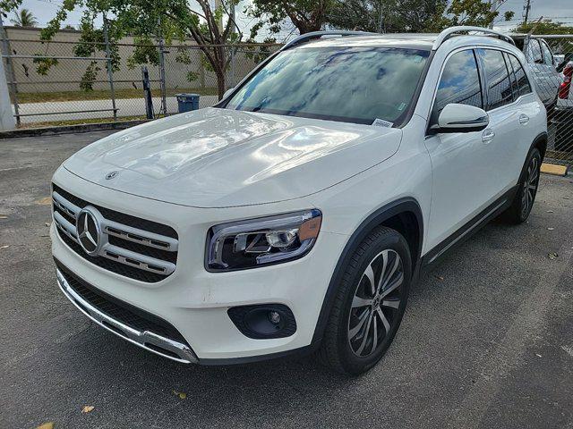 used 2020 Mercedes-Benz GLB 250 car, priced at $26,474