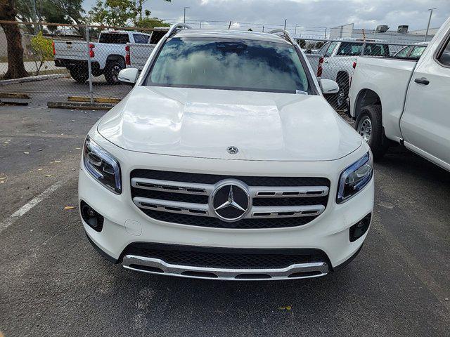 used 2020 Mercedes-Benz GLB 250 car, priced at $26,474