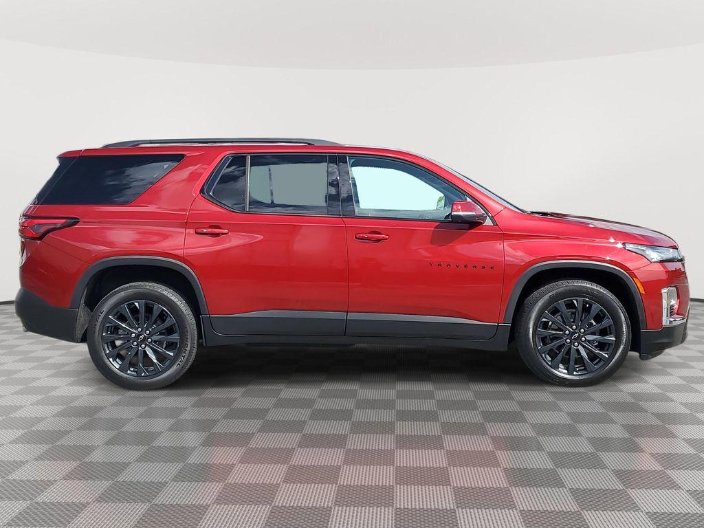 used 2024 Chevrolet Traverse car, priced at $39,999