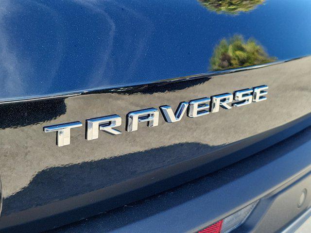 new 2025 Chevrolet Traverse car, priced at $41,995