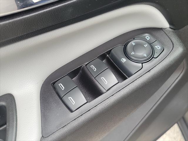 used 2018 Chevrolet Equinox car, priced at $10,993