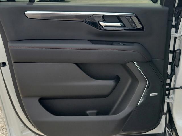 new 2025 Chevrolet Suburban car, priced at $74,912