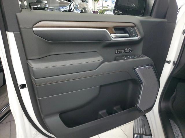 new 2025 Chevrolet Silverado 1500 car, priced at $62,700
