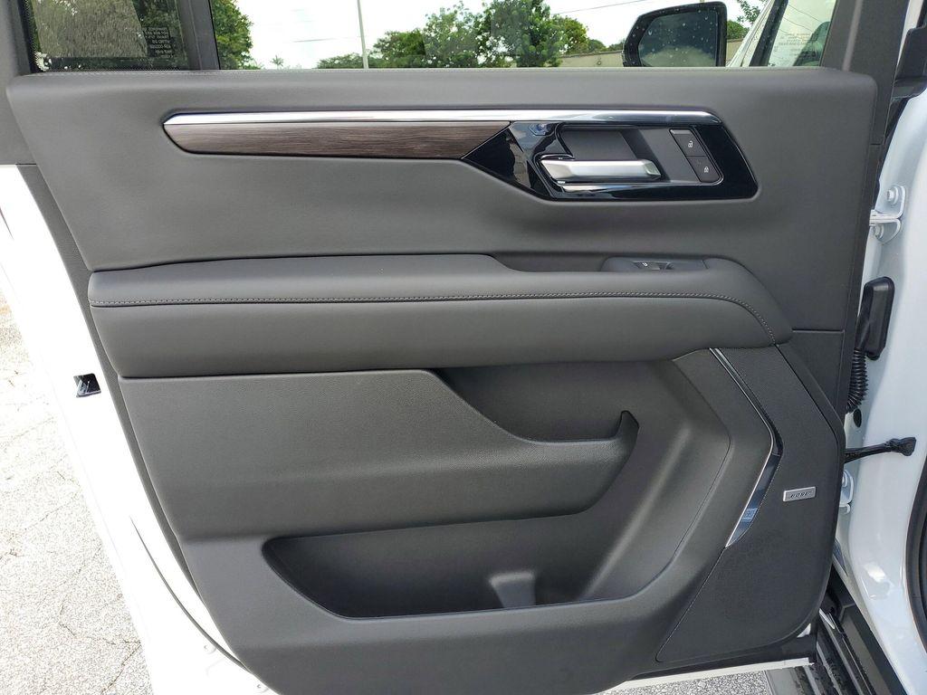 new 2026 Chevrolet Suburban car, priced at $71,226