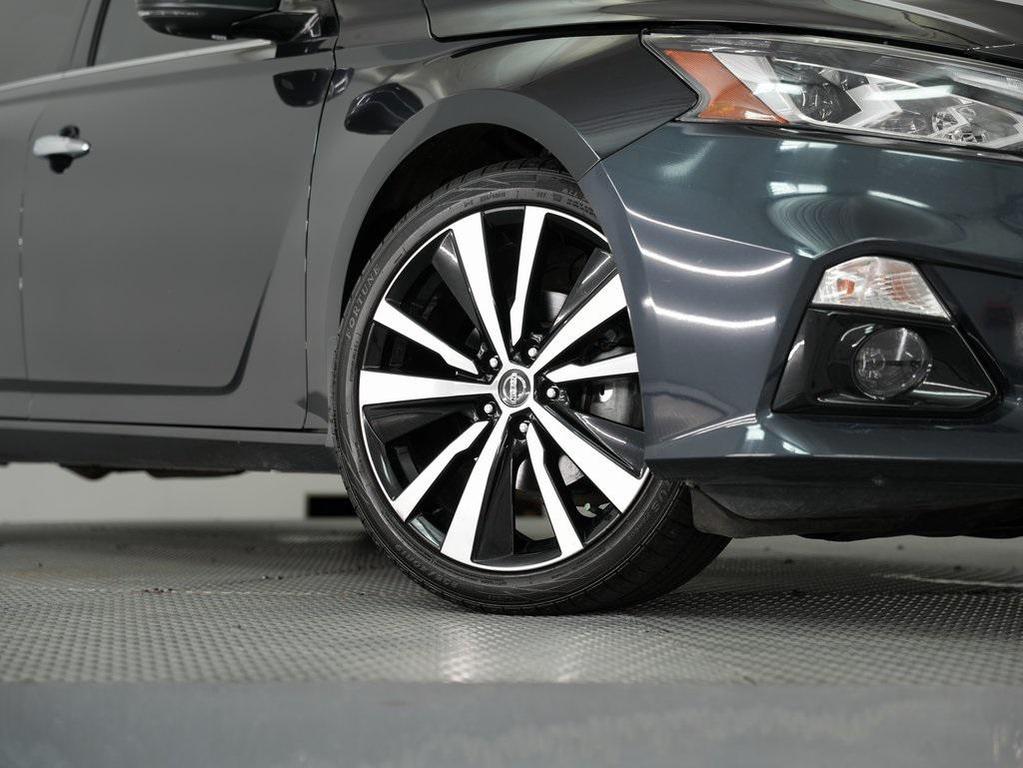 used 2021 Nissan Altima car, priced at $20,000
