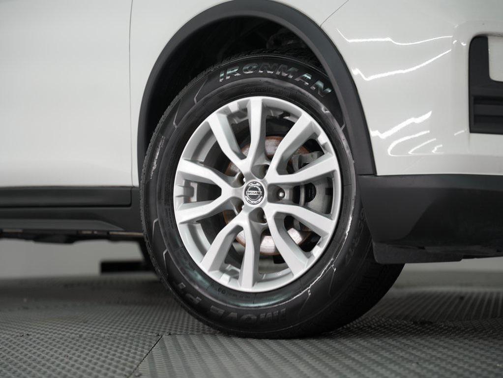 used 2020 Nissan Rogue car, priced at $15,500