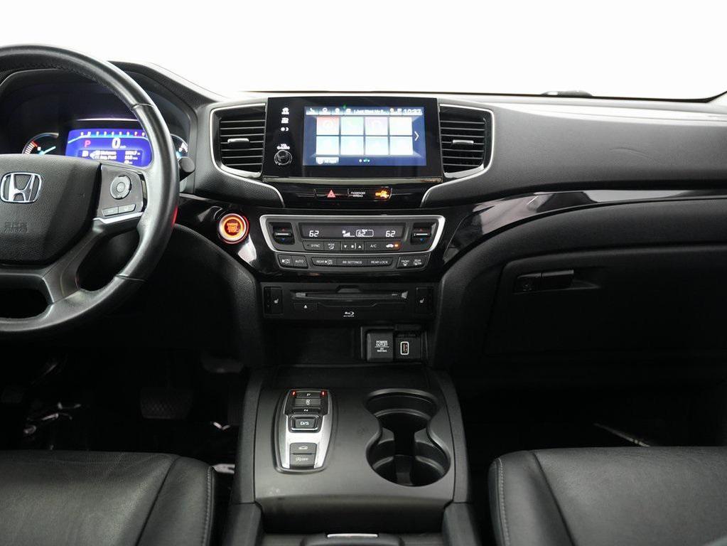 used 2021 Honda Pilot car, priced at $27,500