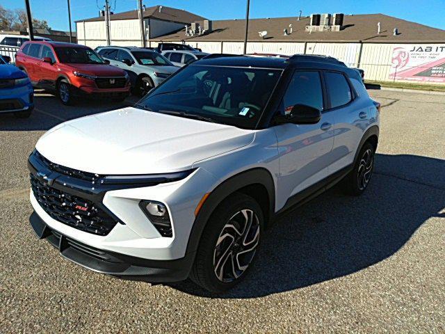 new 2025 Chevrolet TrailBlazer car, priced at $34,325