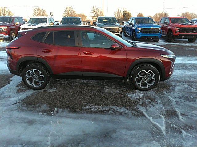 new 2025 Chevrolet Trax car, priced at $25,025