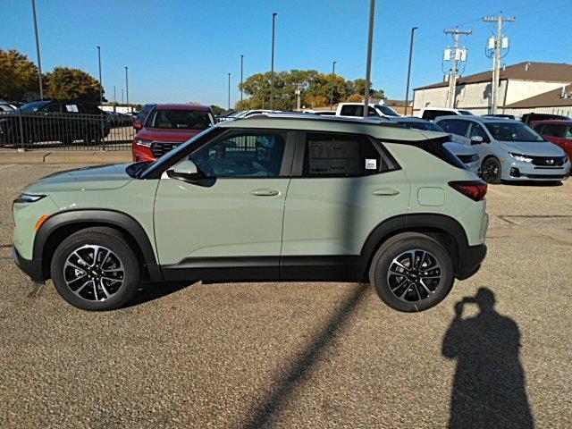 new 2025 Chevrolet TrailBlazer car, priced at $27,515