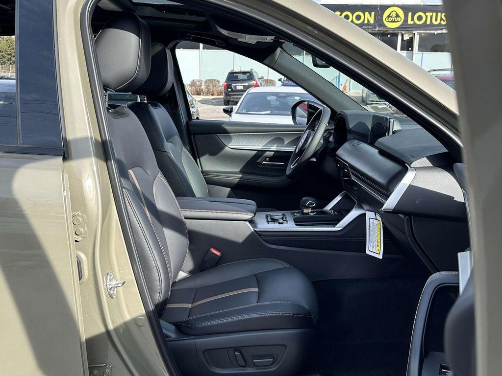 new 2025 Mazda CX-70 car, priced at $47,990