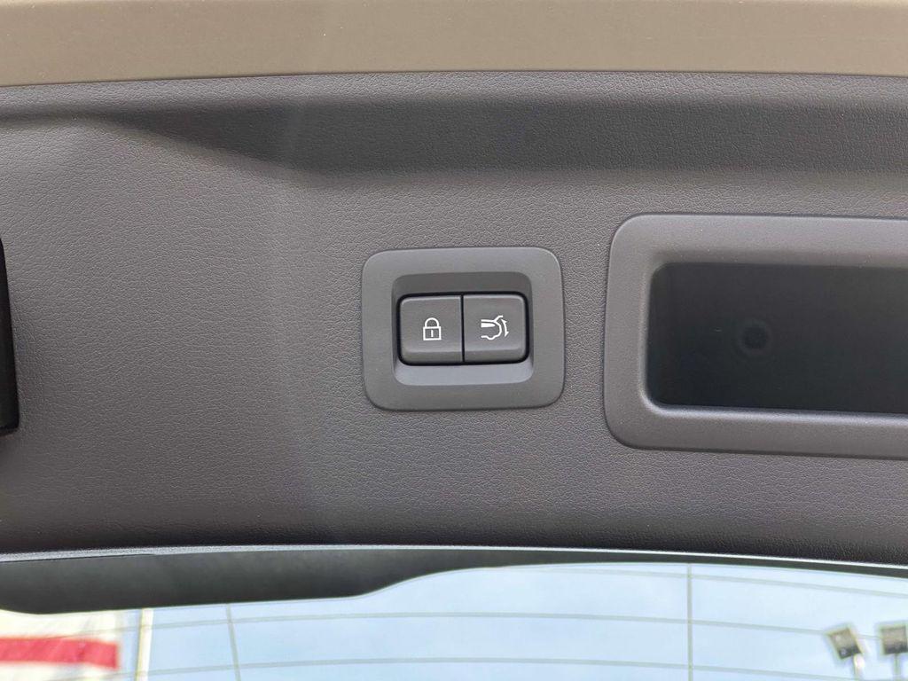 new 2025 Mazda CX-70 car, priced at $47,990