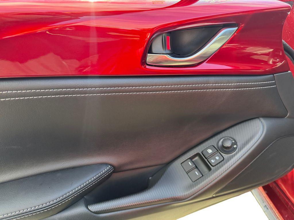 new 2025 Mazda MX-5 Miata car, priced at $33,712
