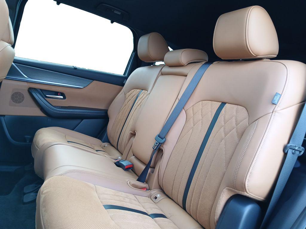 used 2025 Mazda CX-70 car, priced at $43,000