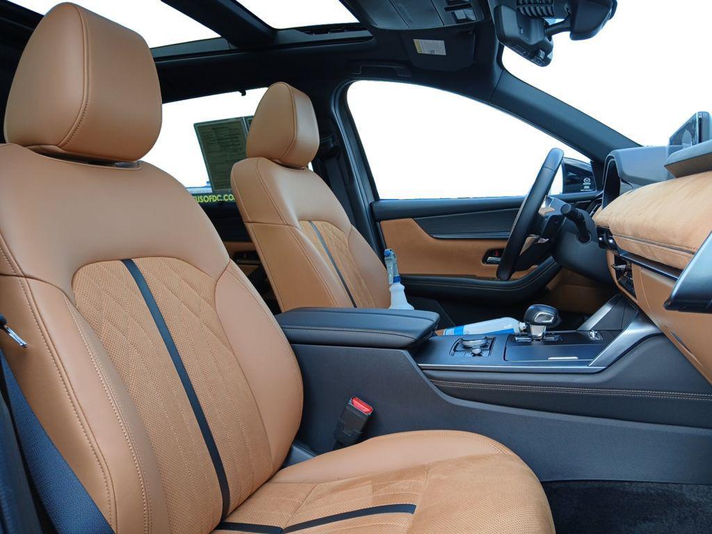 used 2025 Mazda CX-70 car, priced at $43,000