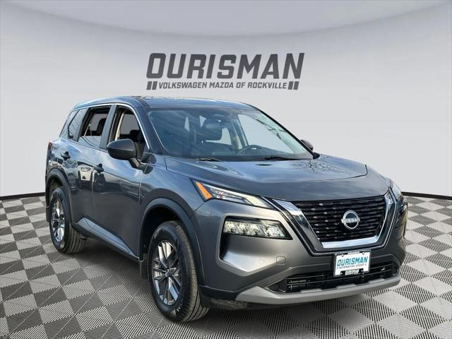 used 2022 Nissan Rogue car, priced at $21,900