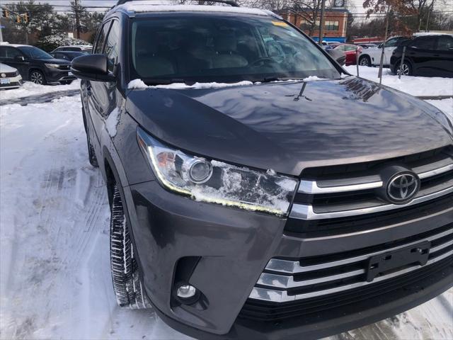 used 2019 Toyota Highlander car, priced at $22,997