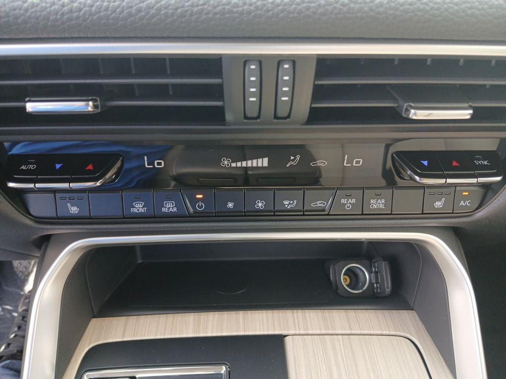 new 2025 Mazda CX-90 car, priced at $43,777