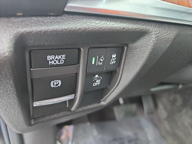 used 2019 Acura MDX car, priced at $17,500