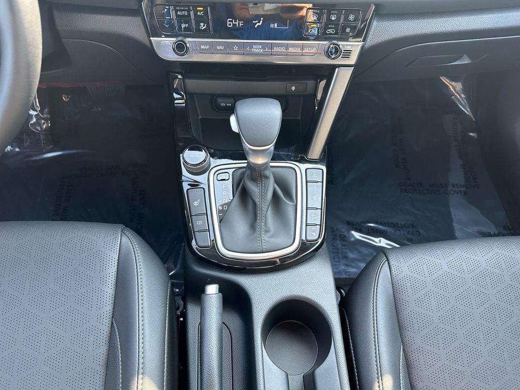 used 2025 Kia Seltos car, priced at $24,000