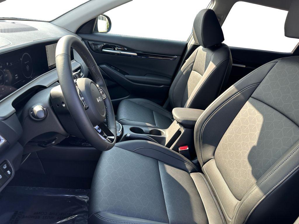 used 2025 Kia Seltos car, priced at $24,000