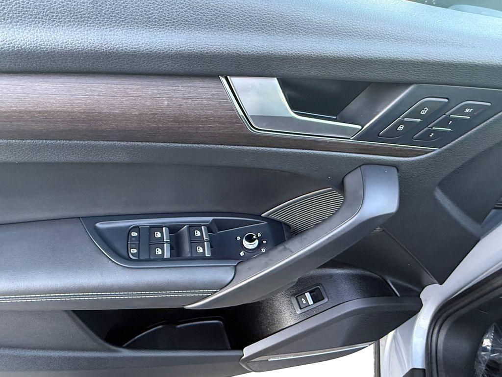 used 2024 Audi Q5 car, priced at $28,500