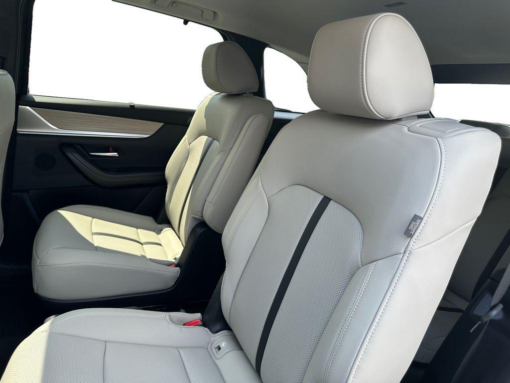 new 2025 Mazda CX-90 car, priced at $39,231