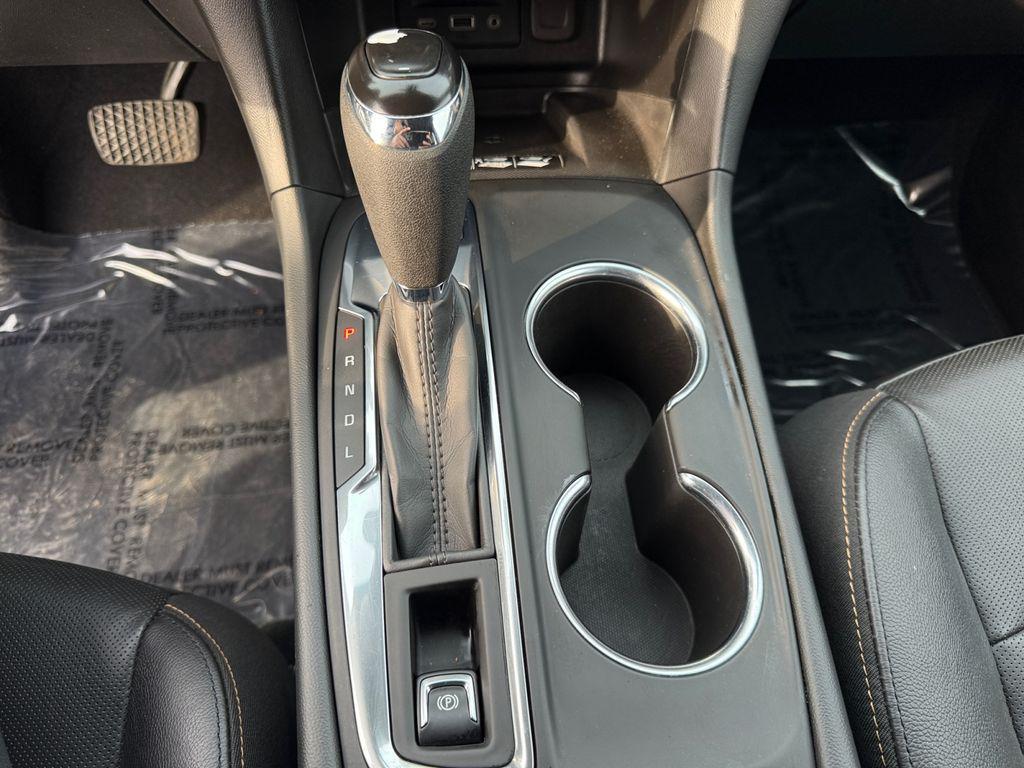 used 2021 Chevrolet Equinox car, priced at $21,000