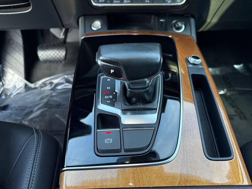 used 2022 Audi Q5 car, priced at $24,999