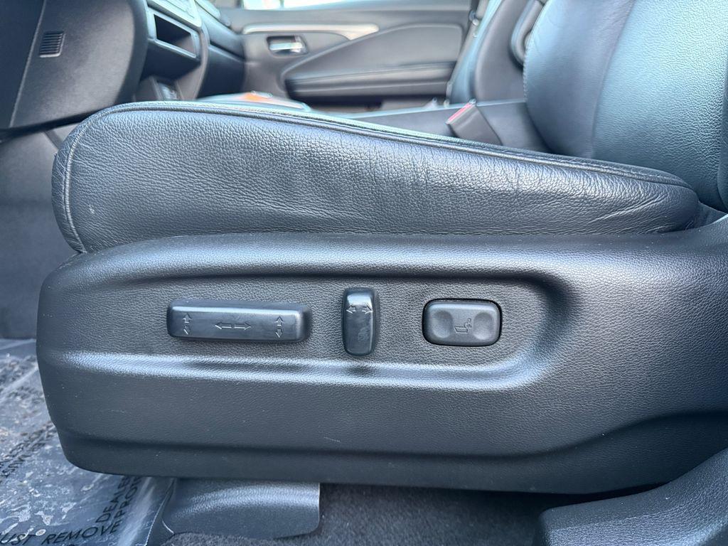 used 2022 Honda Pilot car, priced at $24,000