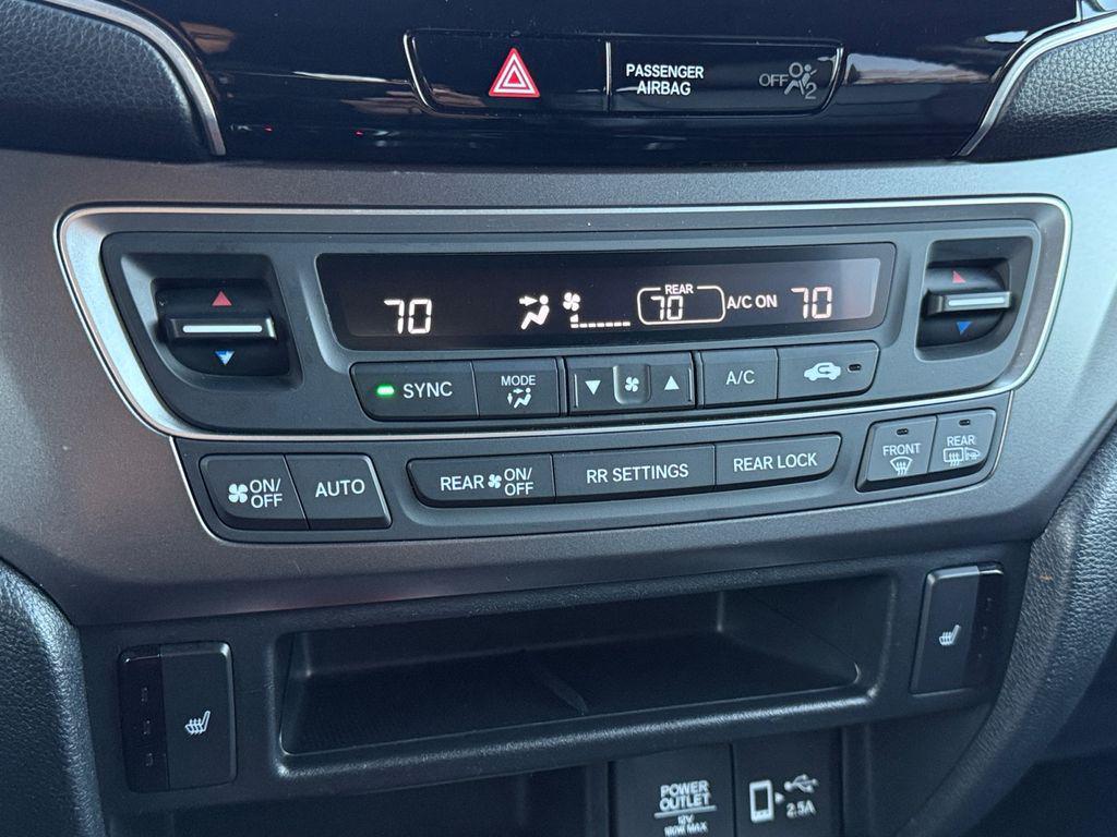 used 2022 Honda Pilot car, priced at $24,000