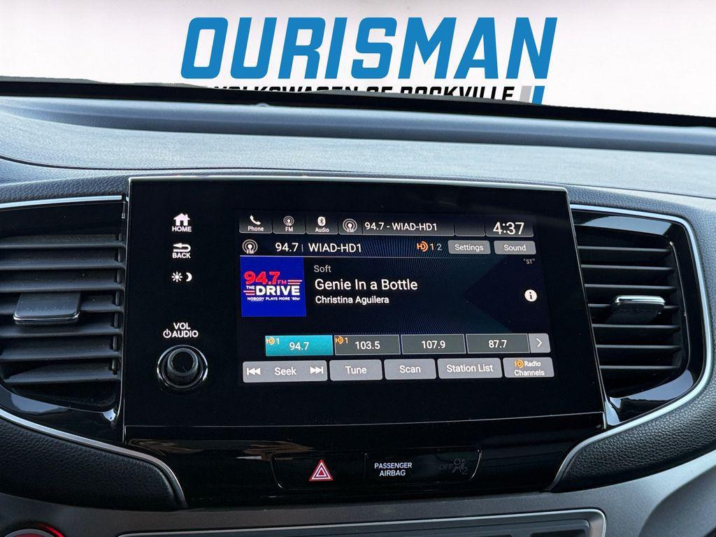 used 2022 Honda Pilot car, priced at $24,000