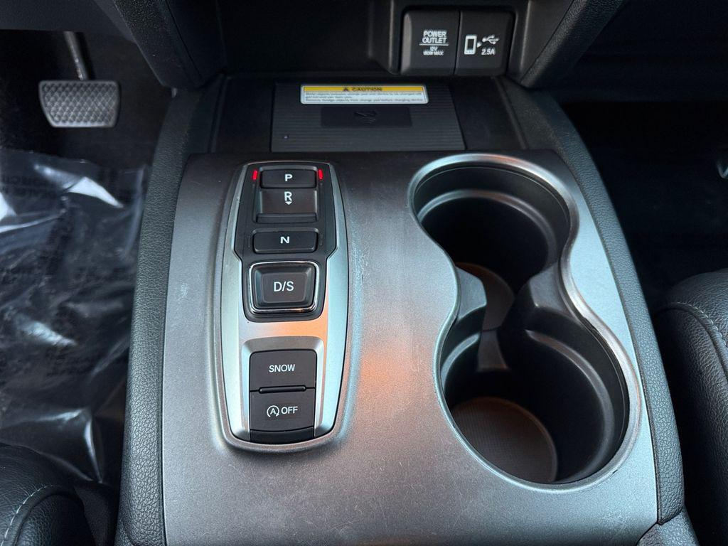 used 2022 Honda Pilot car, priced at $24,000