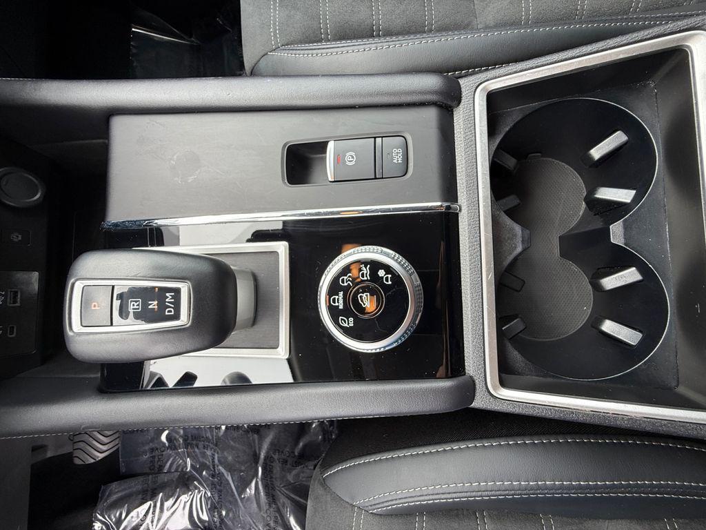 used 2024 Mitsubishi Outlander car, priced at $22,500