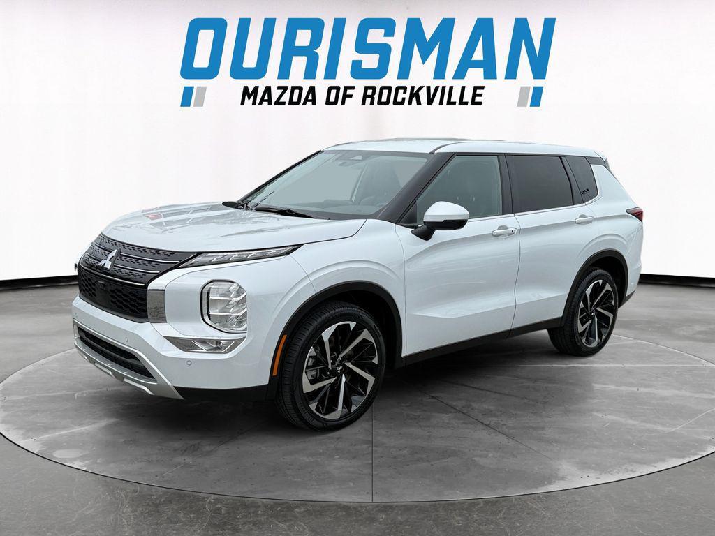 used 2024 Mitsubishi Outlander car, priced at $22,500