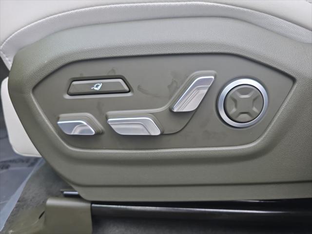 used 2024 Hyundai Santa Fe car, priced at $40,500