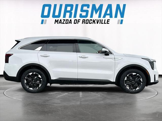 used 2024 Kia Sorento car, priced at $29,000