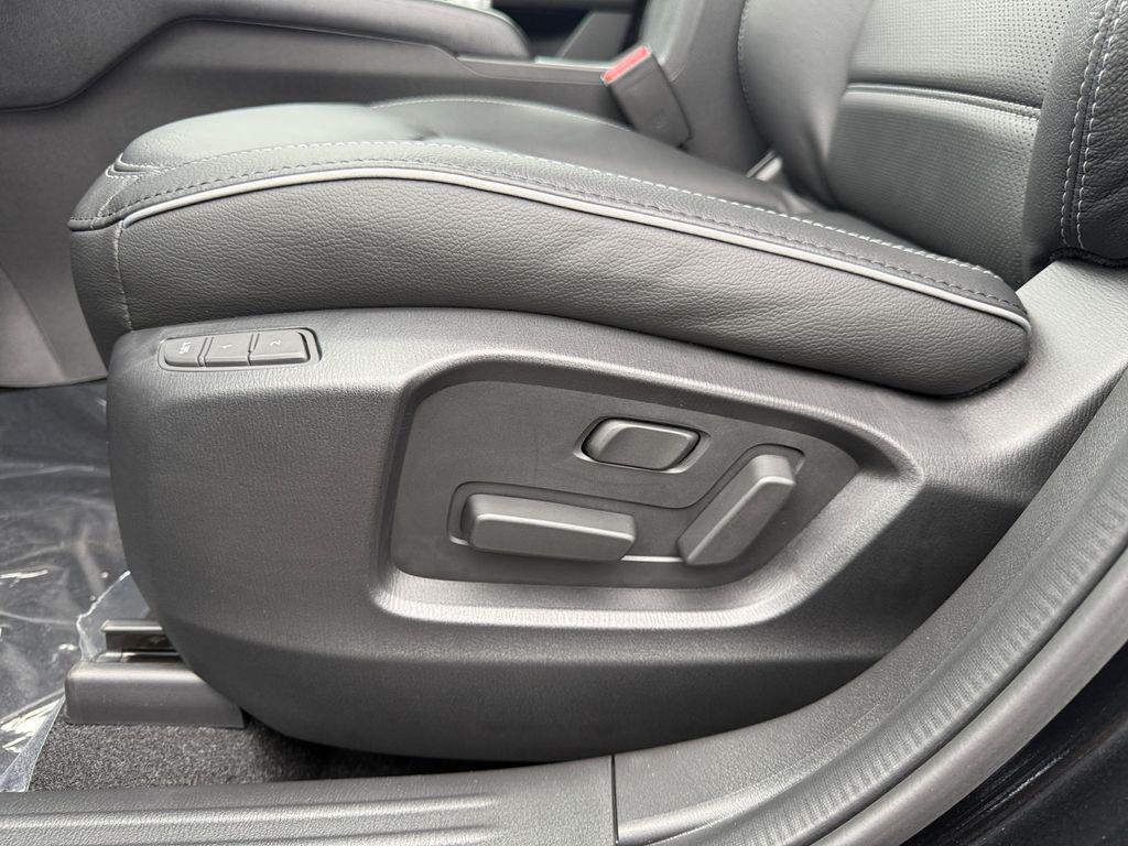 new 2025 Mazda CX-5 car, priced at $31,940