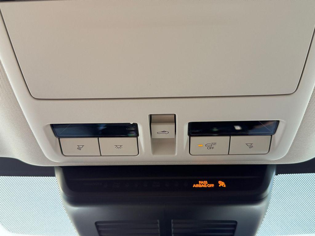 new 2025 Mazda CX-90 PHEV car, priced at $51,557