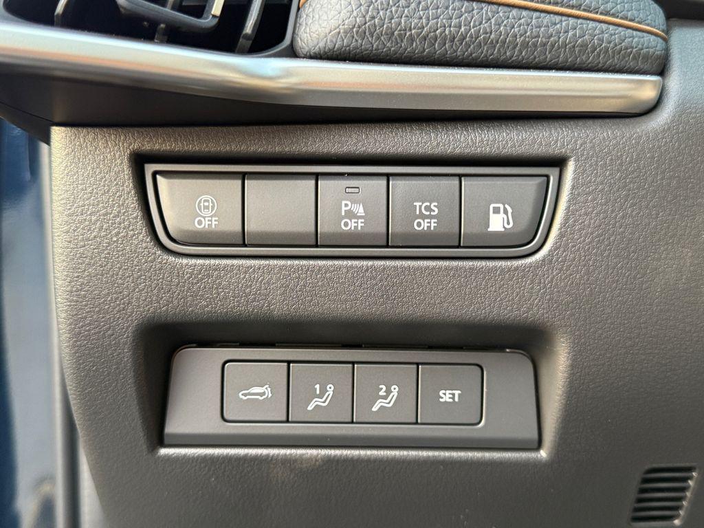 new 2025 Mazda CX-90 PHEV car, priced at $51,557