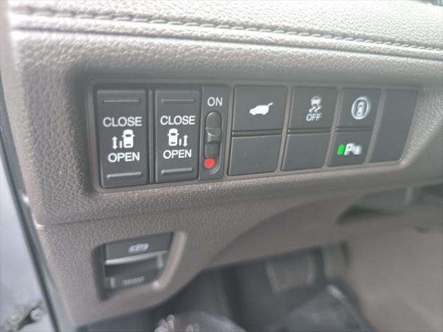 used 2023 Honda Odyssey car, priced at $37,000