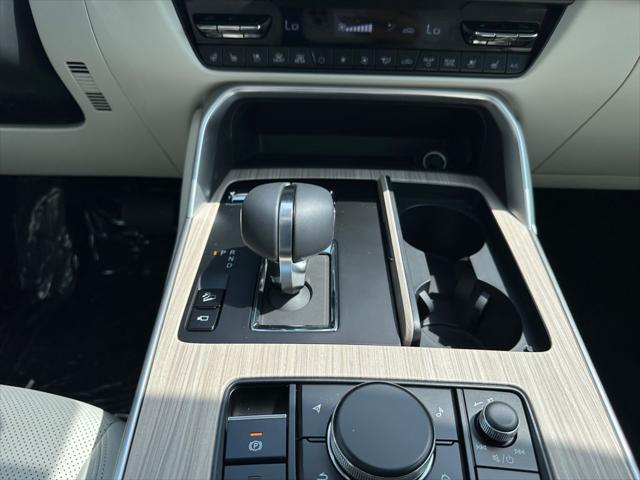 new 2025 Mazda CX-90 car, priced at $46,995