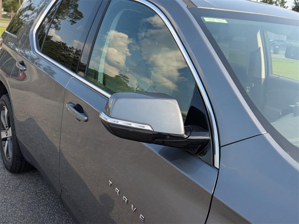 used 2019 Chevrolet Traverse car, priced at $15,495