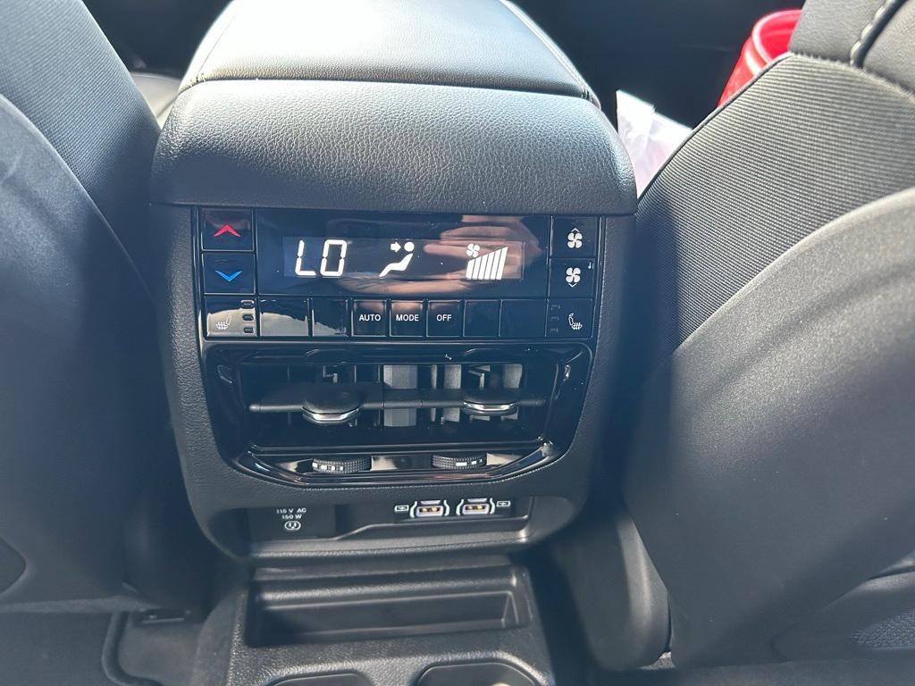 new 2025 Jeep Grand Cherokee L car, priced at $45,509