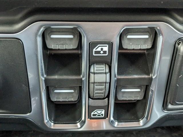 new 2024 Jeep Gladiator car, priced at $45,211