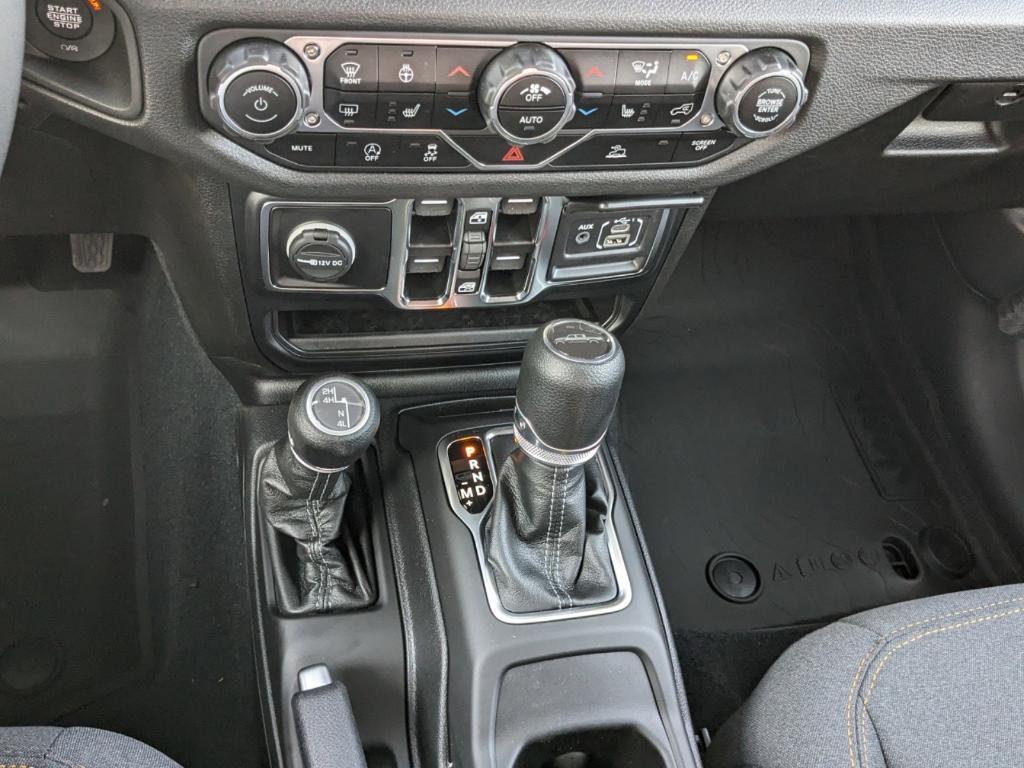 new 2024 Jeep Gladiator car, priced at $46,886