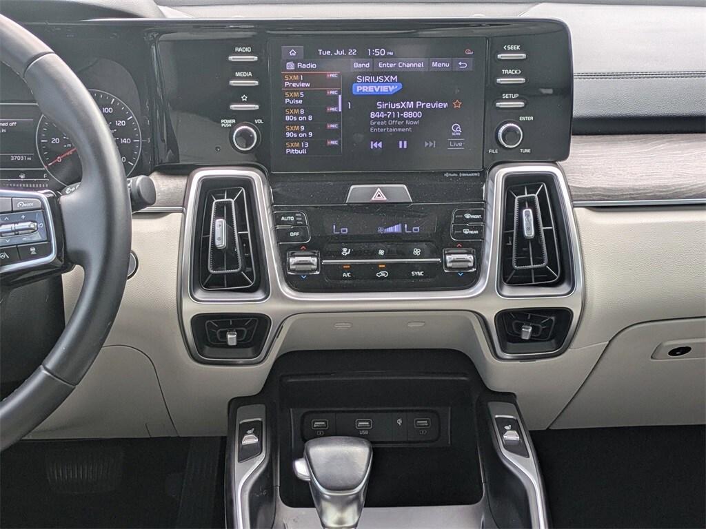 used 2021 Kia Sorento car, priced at $25,995
